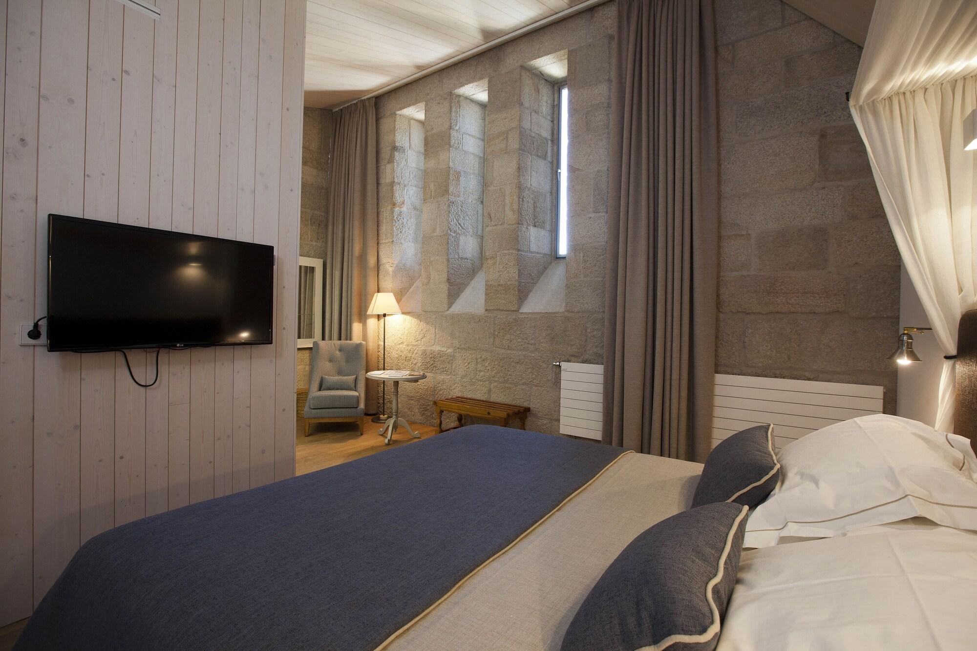 ปาราดอร์ เด มอนเตเร Hotel Monterrei ภายนอก รูปภาพ