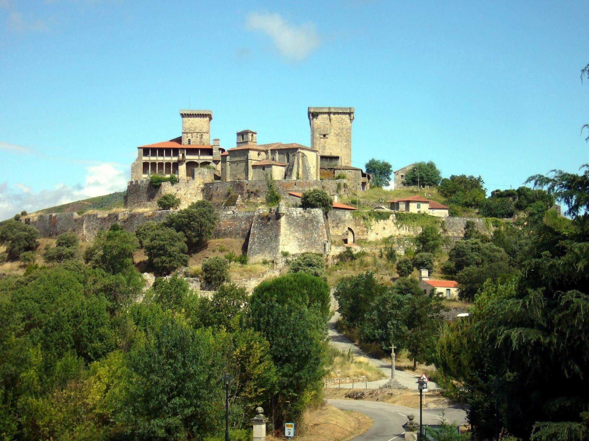 ปาราดอร์ เด มอนเตเร Hotel Monterrei ภายนอก รูปภาพ