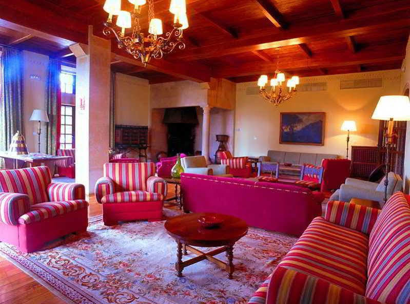 ปาราดอร์ เด มอนเตเร Hotel Monterrei ภายนอก รูปภาพ